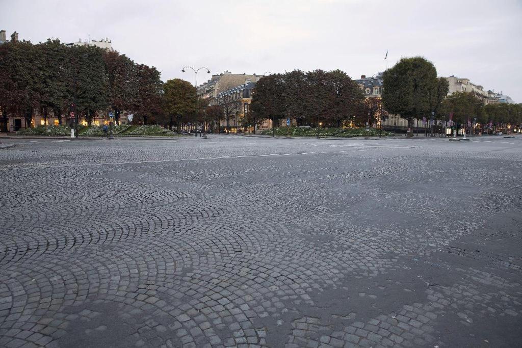 Cmg Champs Elysees - Boetie 5 * Paris