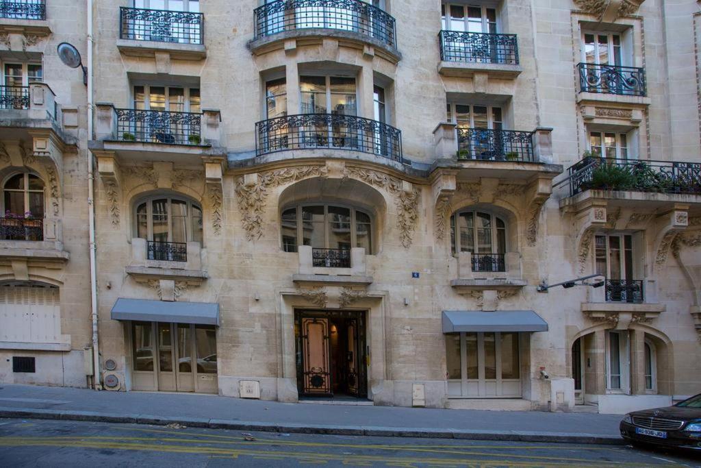 Authentic - 2p - Passy - Tour Eiffel Apartment
