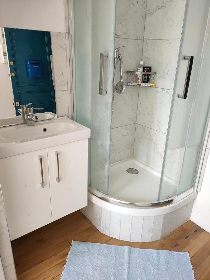Single Arc De Triomphe Bed & Breakfast
