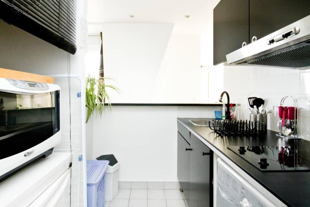 Tour Eiffel Montmartre House Apartment