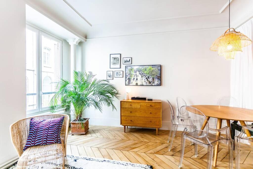 Apartment Greeter-bel Parisien De 70m2 - St Lazare Paris