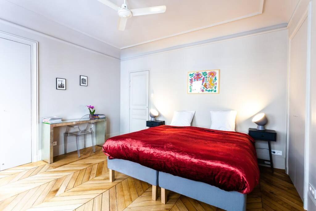 Apartment Greeter-bel Parisien De 70m2 - St Lazare Paris