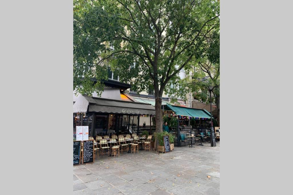 Charming Le Marais Retro *