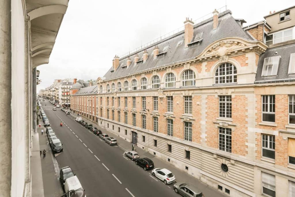 5 District Luxembourg Gardens Apartment *