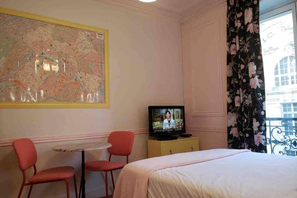 Apartment 5 District Luxembourg Gardens *