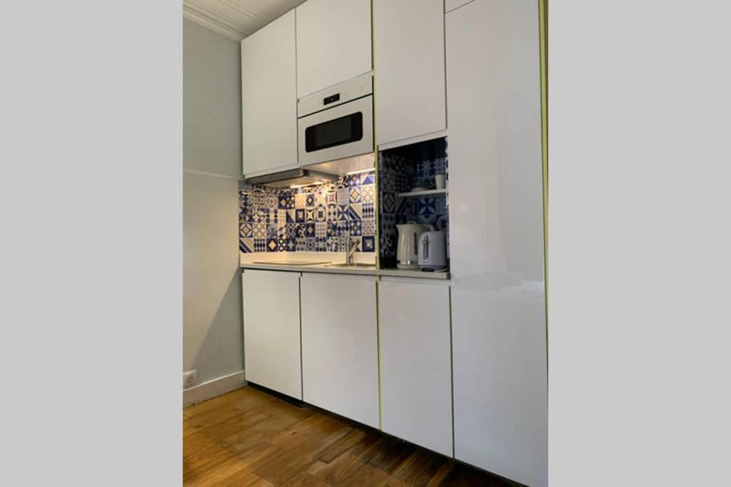5 District Luxembourg Gardens Apartment Paris
