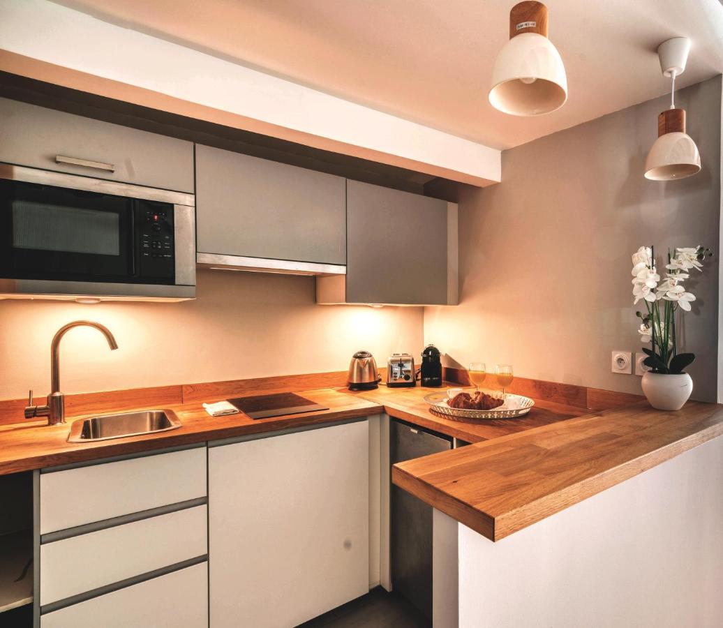 Apartment 1619 - Quartier Latin - Charming Flat