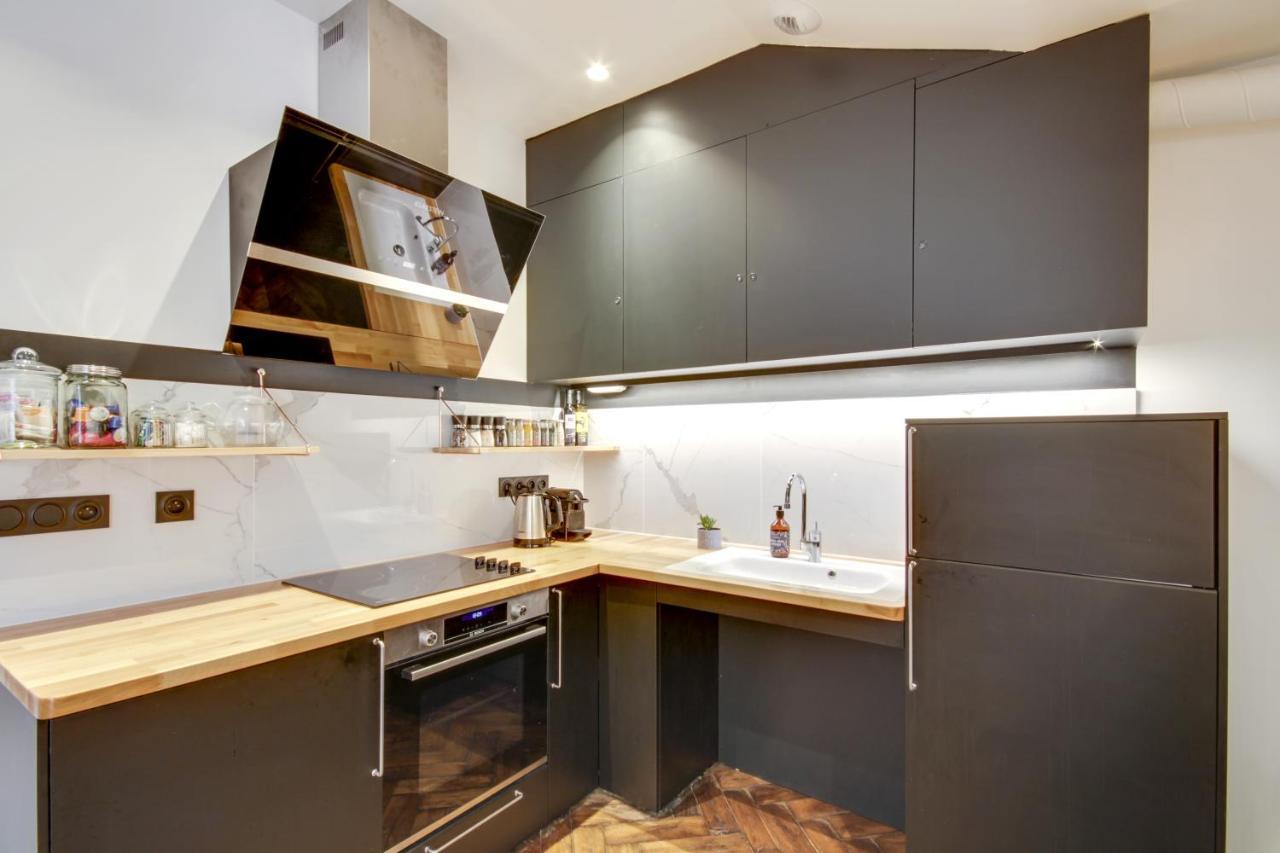Appartement Chez Colette Canal St Martin *
