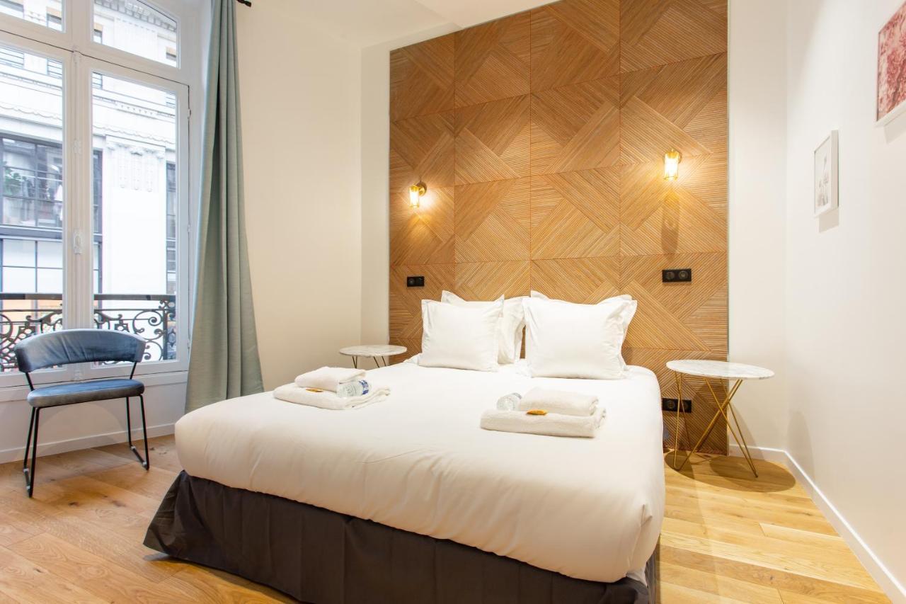 Luxury On The Champs-elysees, Heart Of Apartment Paris