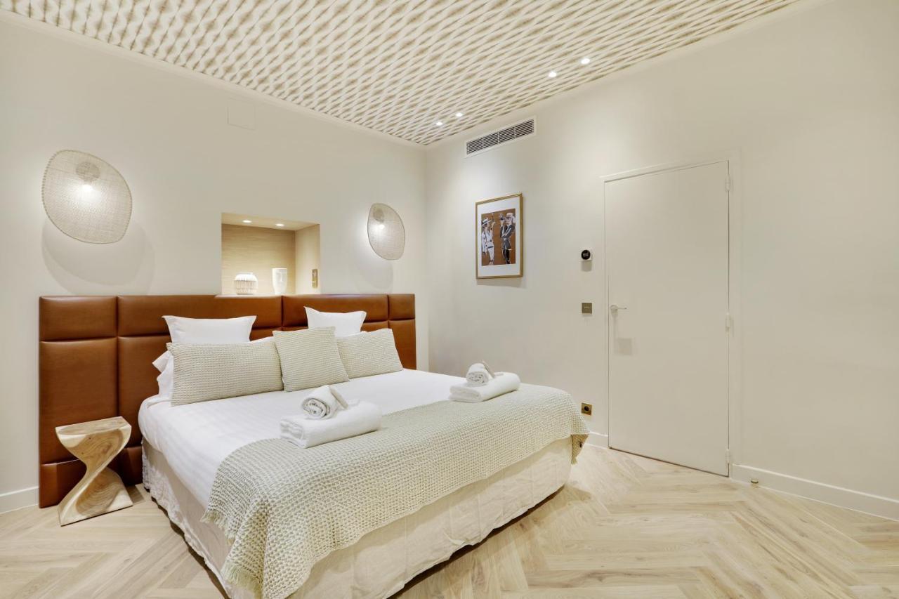 Pick A Flat's In Saint Germain - Rue Du Cherche Midi Apartment