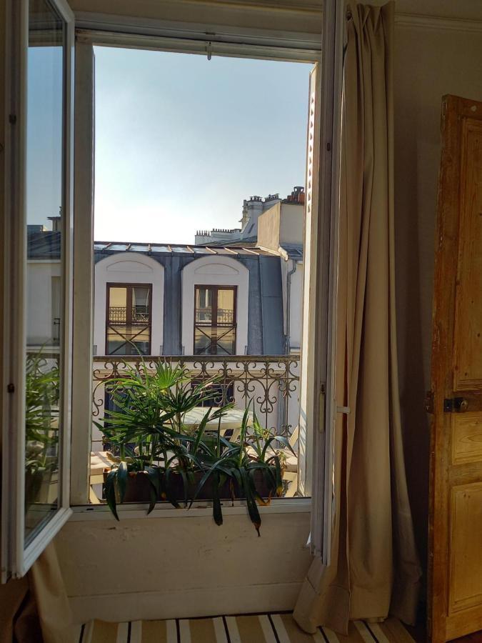 Avec Balcon Au Cœur Oberkampf, *