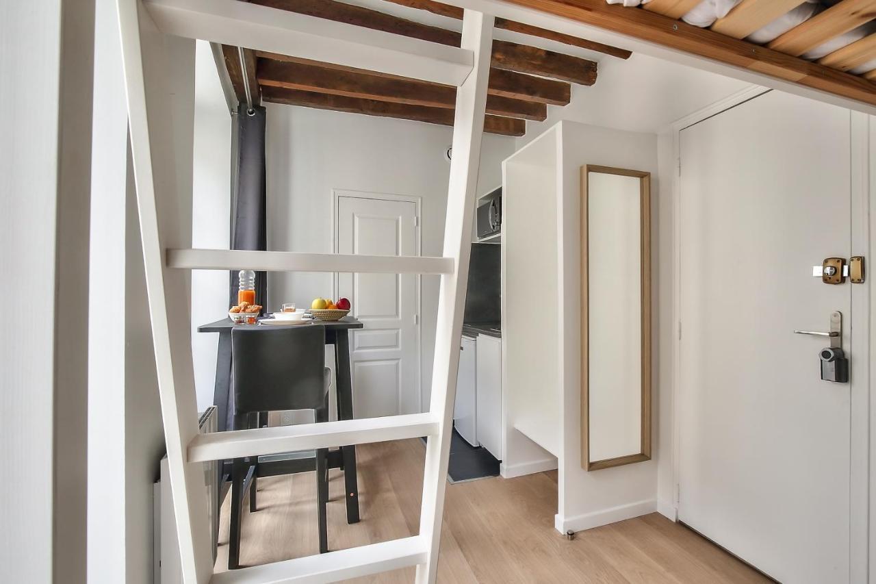 Cosy Mezzanine In The Heart Of Appartement