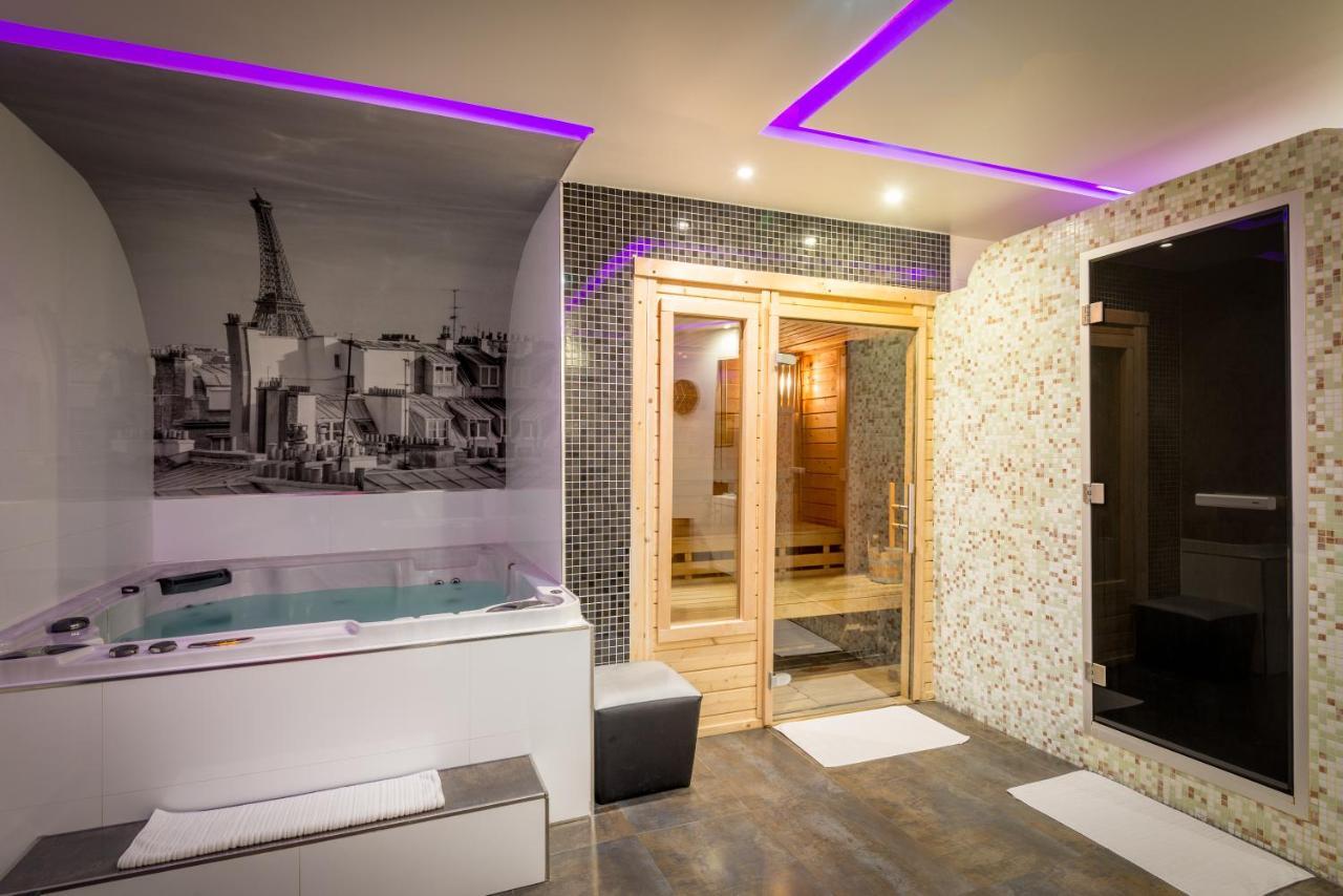 L'empire Hotel Paris