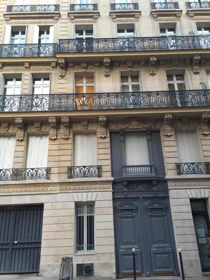 52 Clichy - D'hôtes