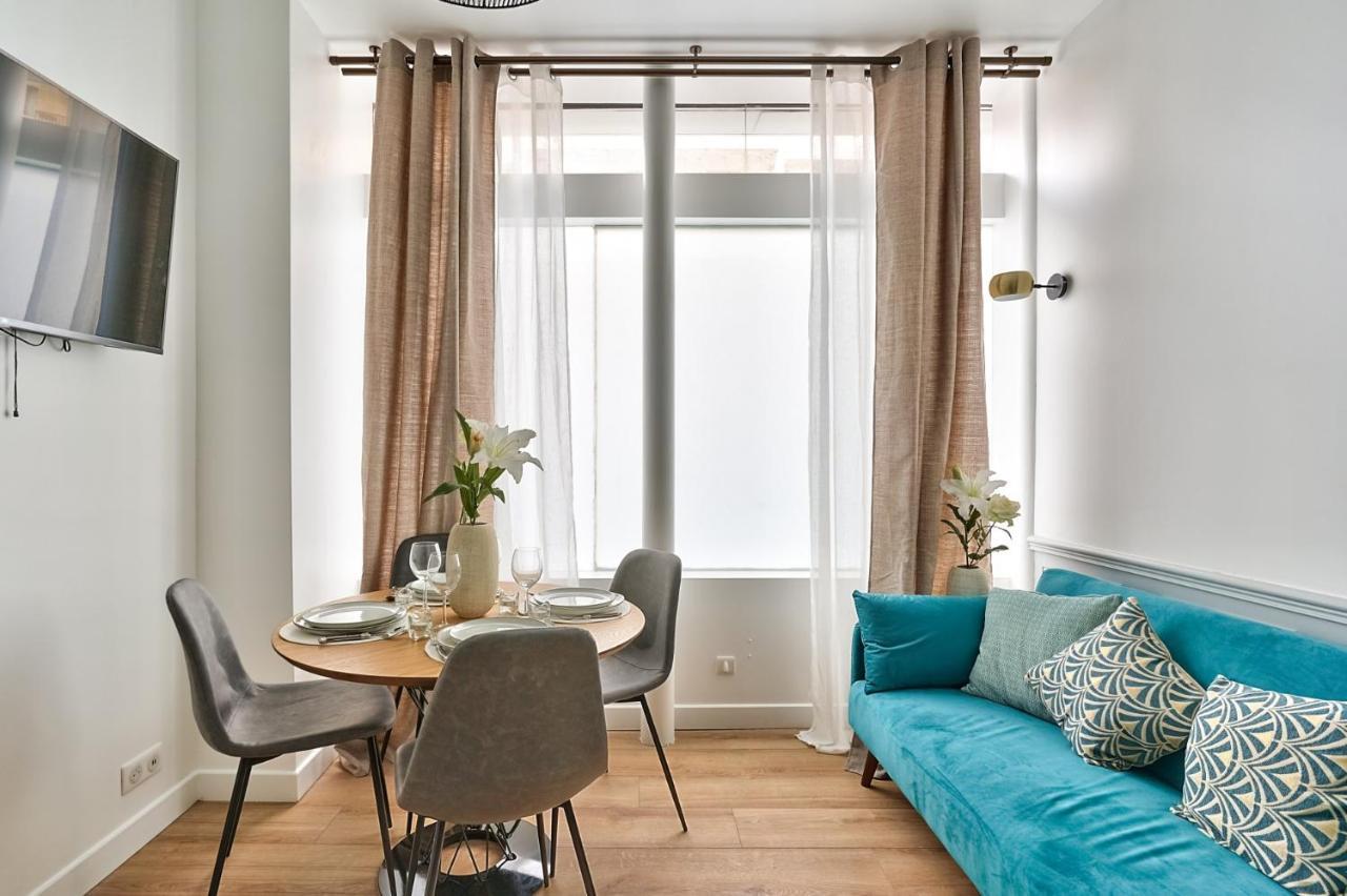 Newly Renovated ! Stunning 2br In The Heart Of 15 Apartment *