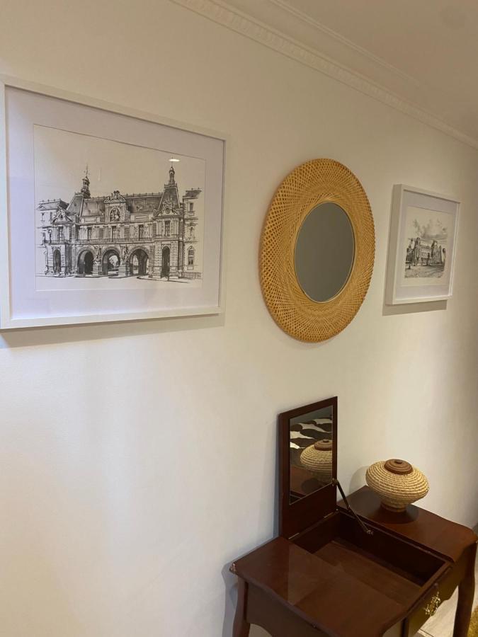 Cosy, Charming With Courtyard Apartamento *
