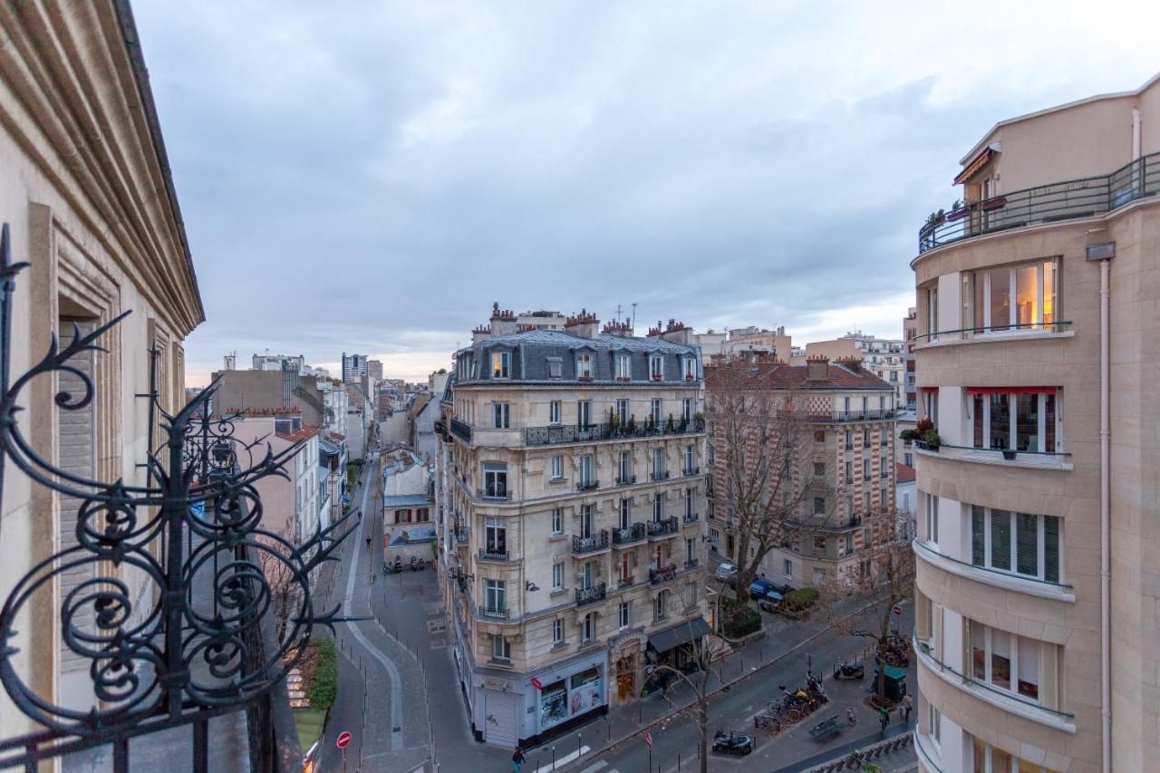Apartment Greeter-appartement Haussmannien Avec Balcon