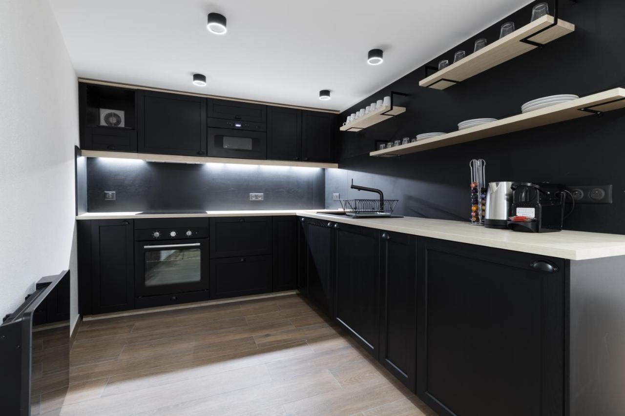 Hsh Parmentier-couronnes I Design 6p-2br Apartment