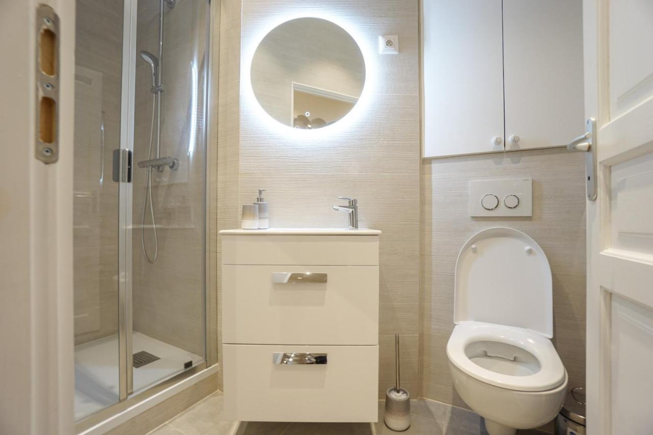 Apartamento Large Flat At 2 Steps From The Eiffel Tower Paris