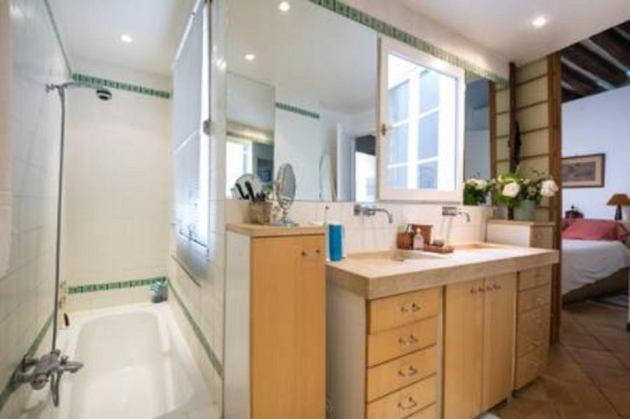 Apartamento Duplex St-michel - Quartier Latin *