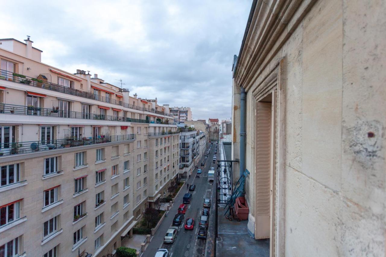 Apartment Greeter-appartement Haussmannien Avec Balcon Paris