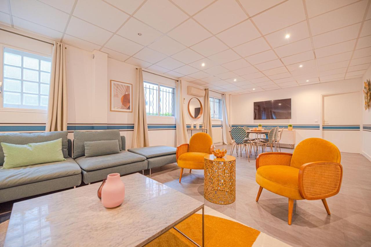 Luxury Flat- Eiffel Tower Appart hôtel *