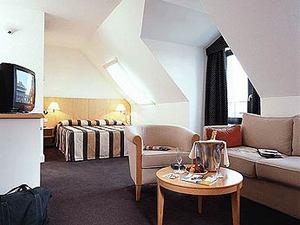Novotel Les Halles 4*