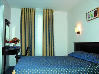Hotel De Opera 2*