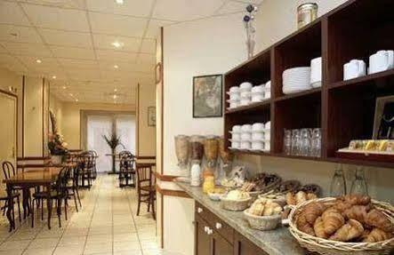 Hotel Du Chemin Vert Paris