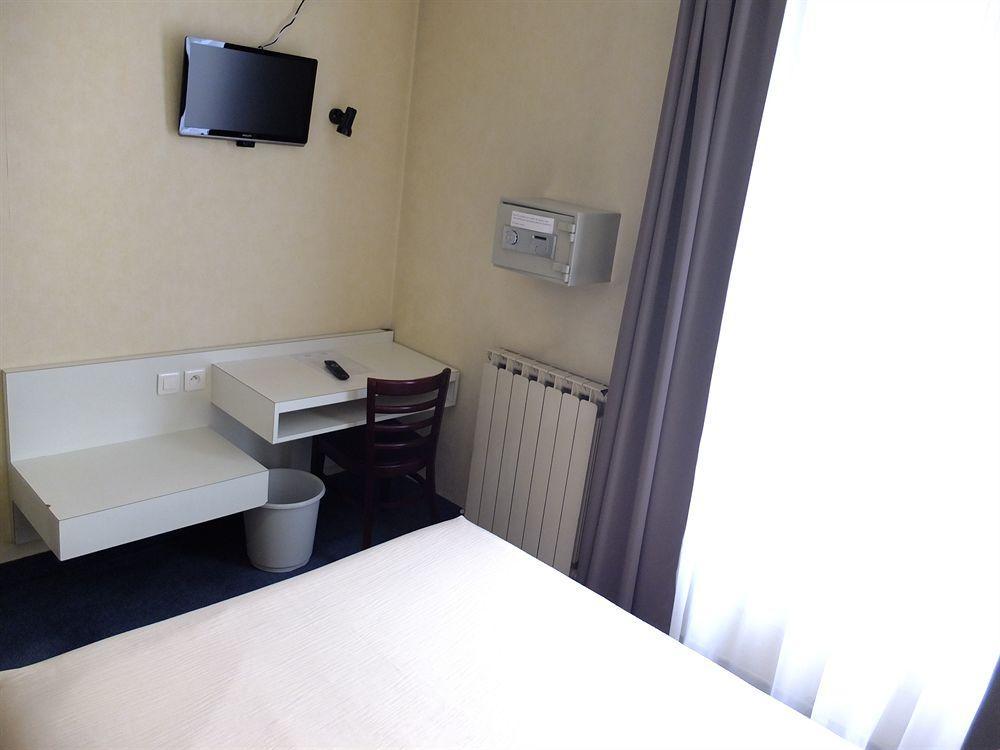 Hotel De Flore 3*