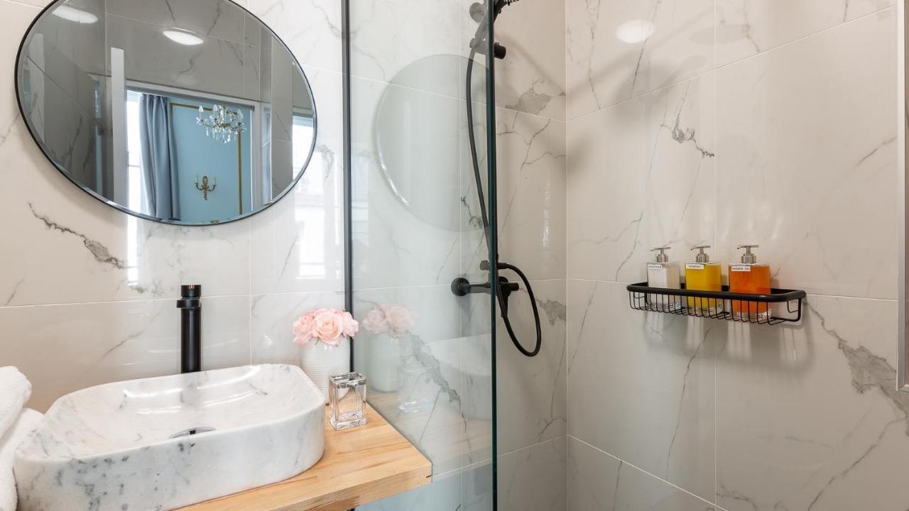 Merveil - Luxury - Louvre - Aboukir Iii Apartment *