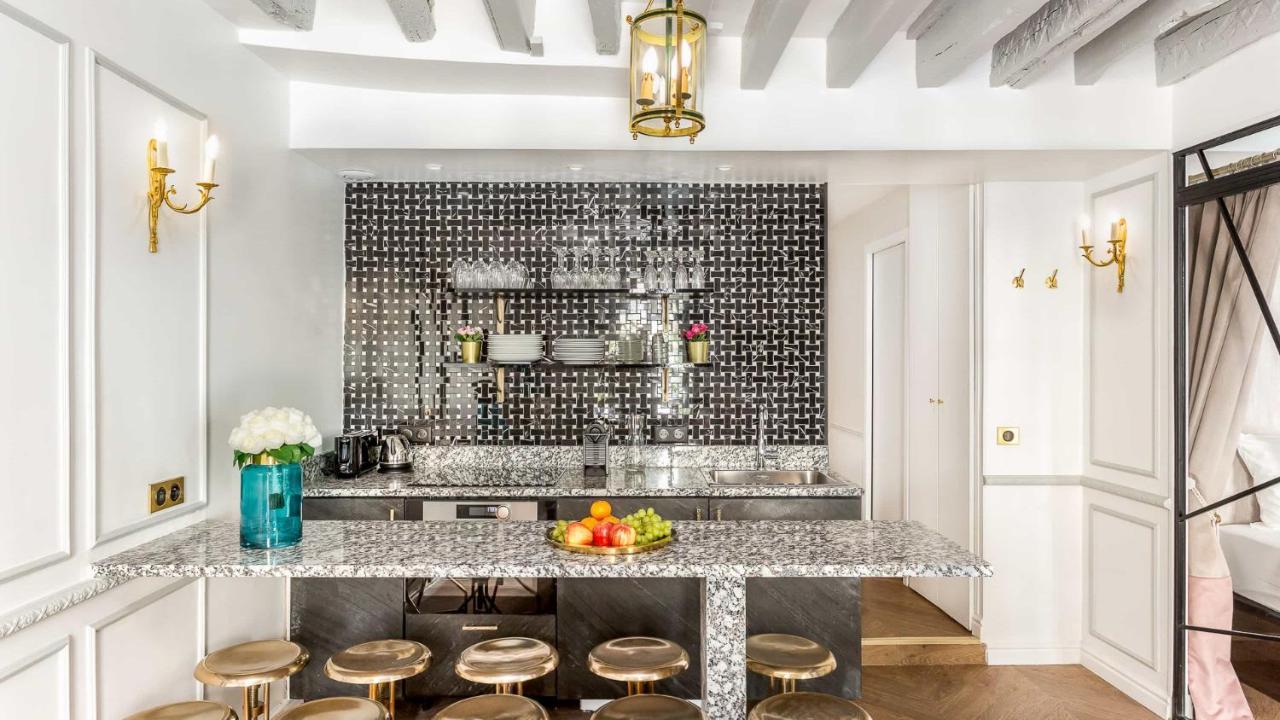 Luxury 4 Bedroom 3 Bathroom Aristocratic - Louvre Appartement Paris