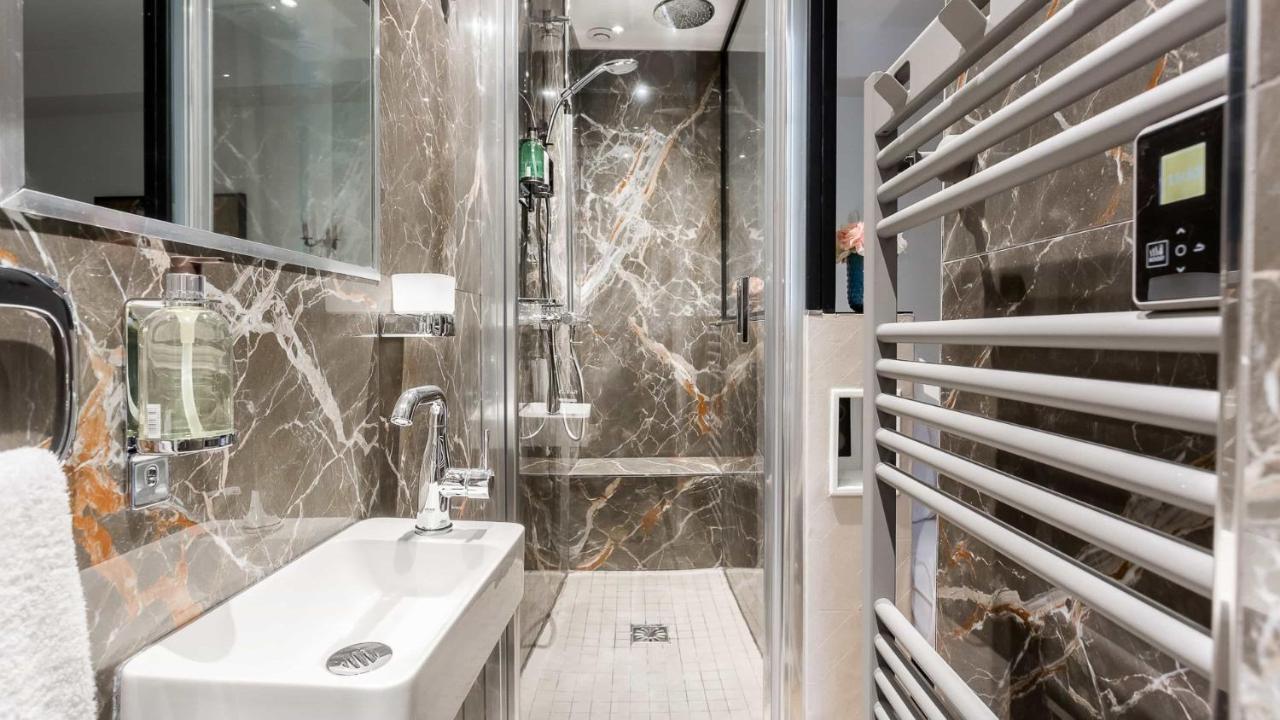Luxury 4 Bedroom 3 Bathroom Aristocratic - Louvre *