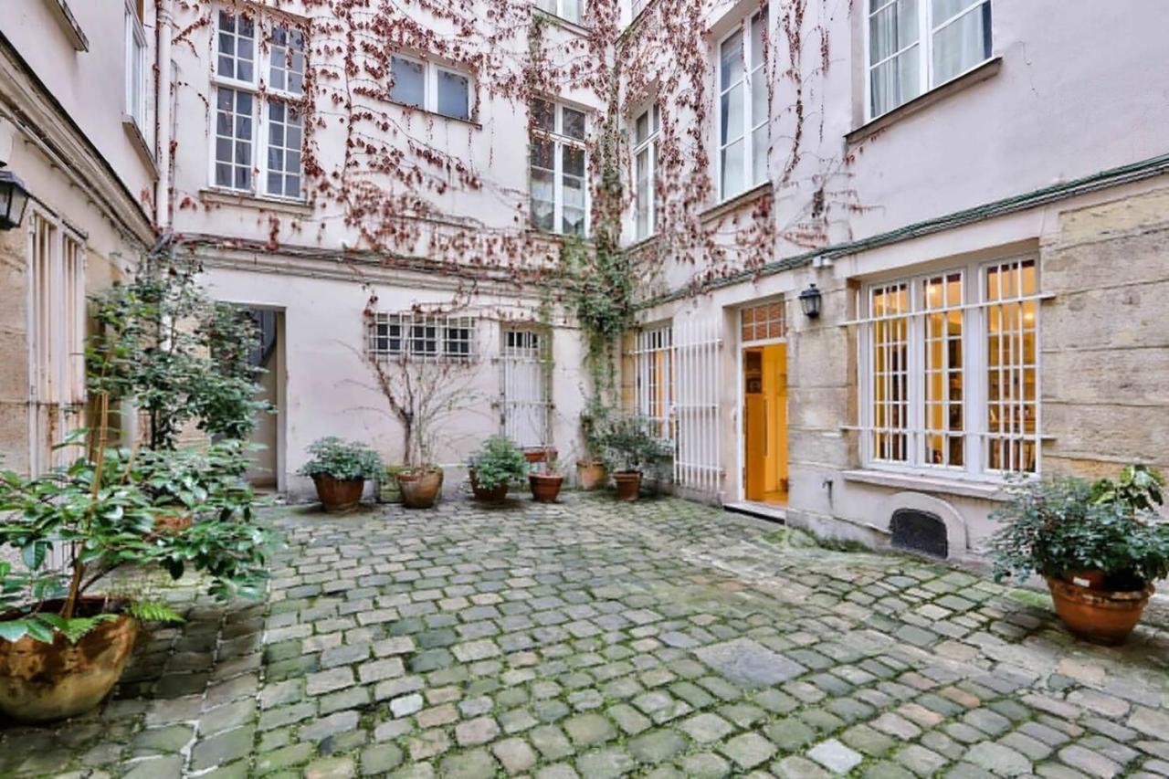 Charming 2 Bedroom In The Heart Of Appartement