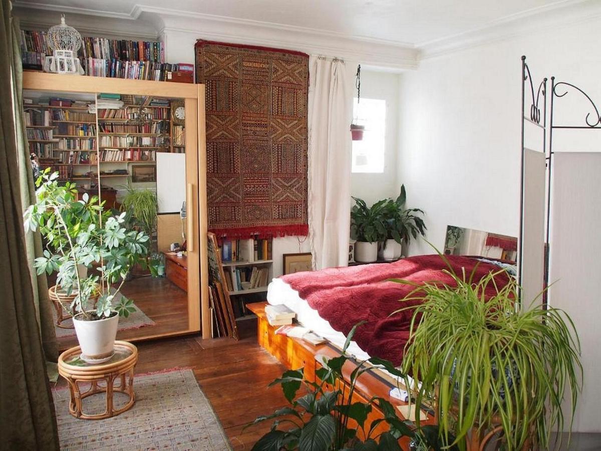 Homestay Very Large Private With Own Bathroom, In Montmartre