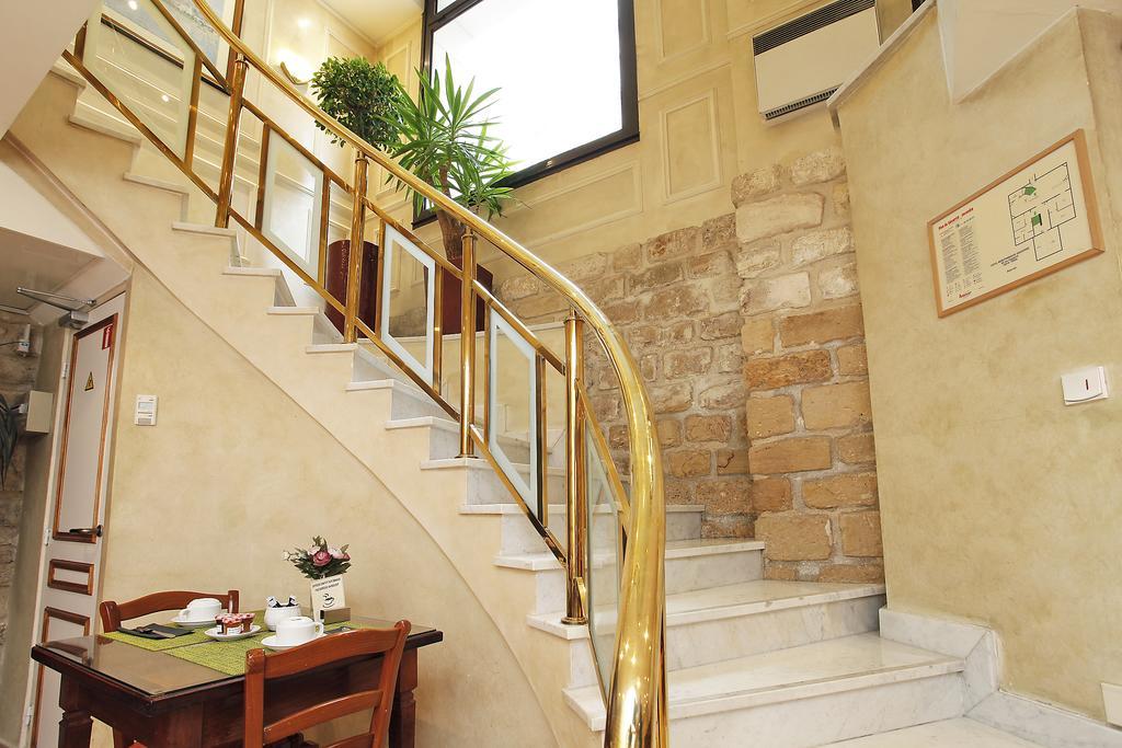Hotel Montparnasse Daguerre 3*