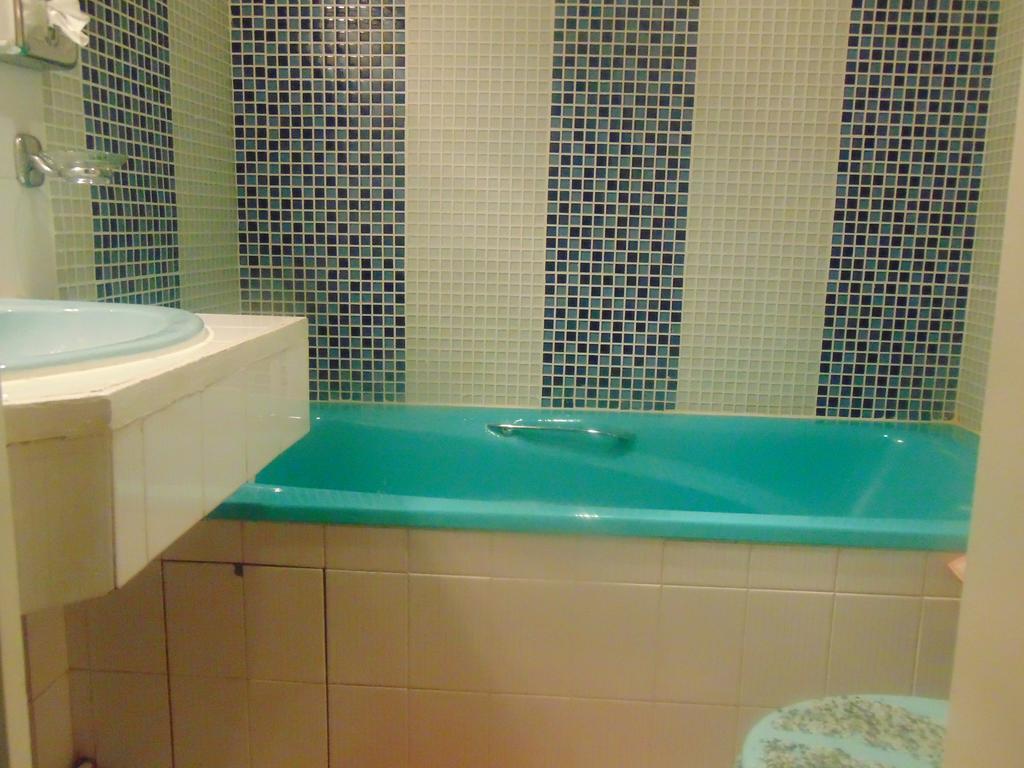 Hotel Voltaire 2*