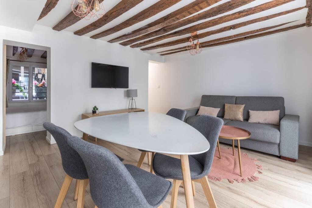 Appartement Grands Boulevards - 12 - *