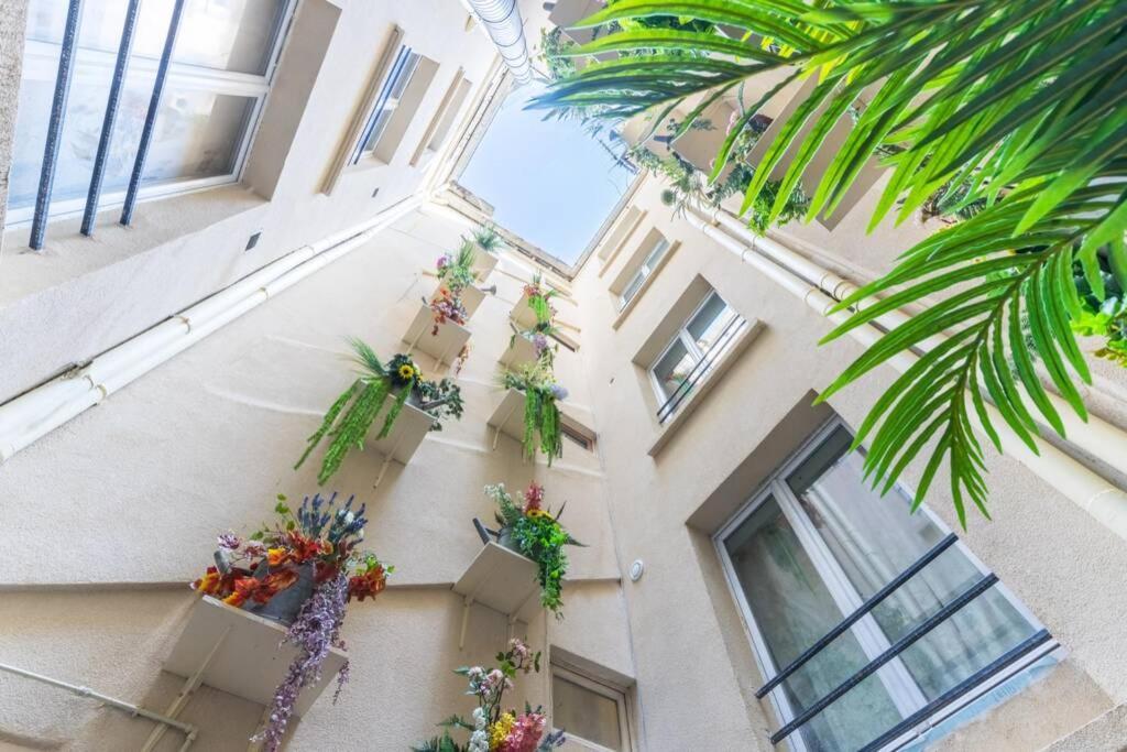 Grands Boulevards - 12 - Appartement
