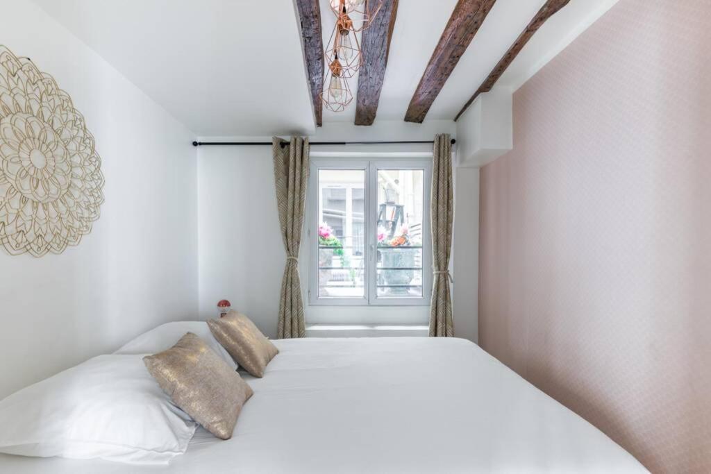 Appartement Grands Boulevards - 12 - *