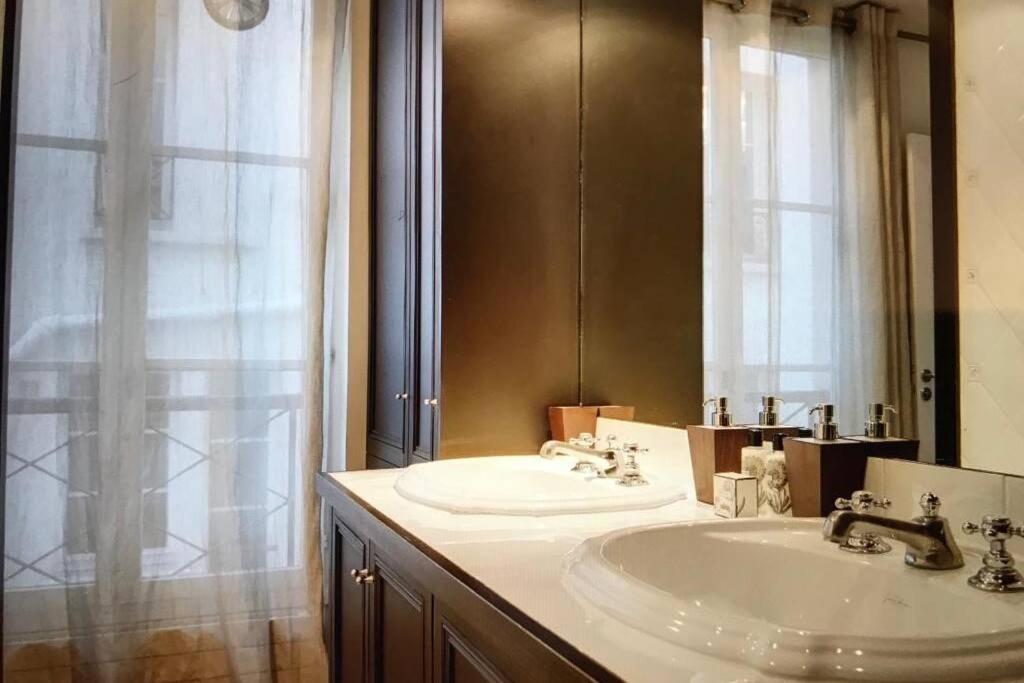 Apartment Champs-elysees Montaigne - Hala *
