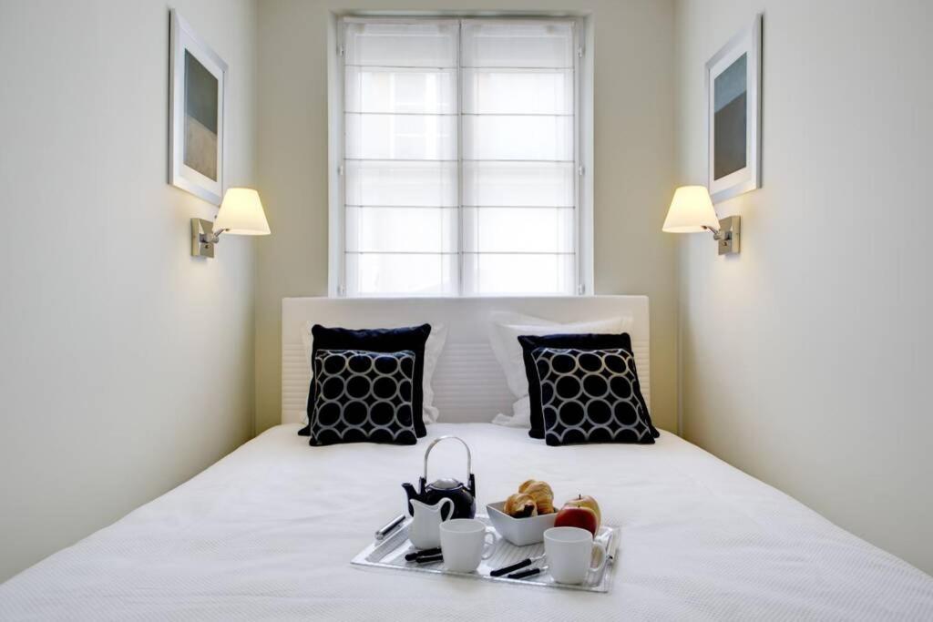 Champs-elysees Montaigne - Hala Apartment *
