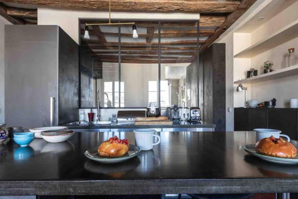 Amazing Design Flat - Le Marais - With View * Paris