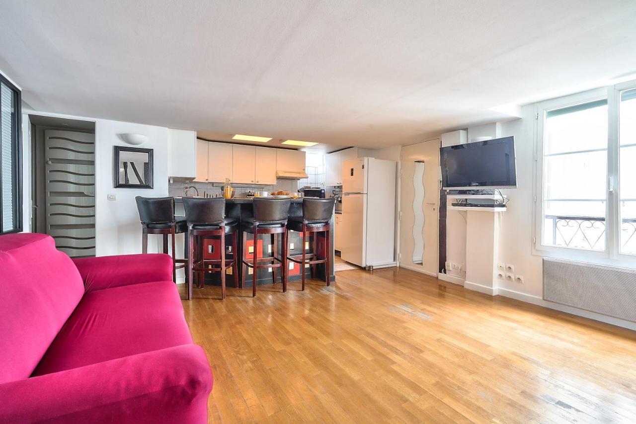 The Perfect Parisian 2 Bdrs Flat At Le Marais Apartment