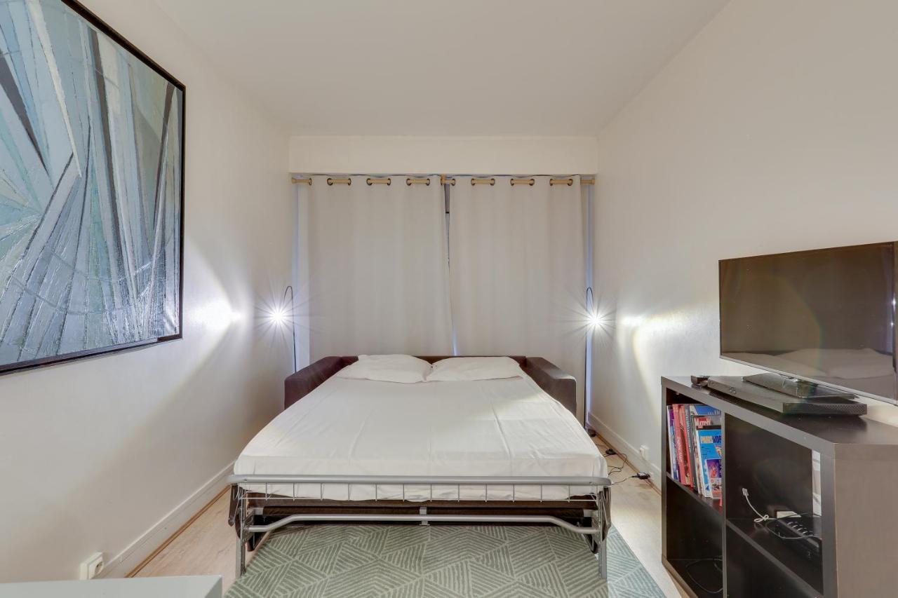 Id 326 Batignolles/ Rue Saussure - Xvii° Apartment *