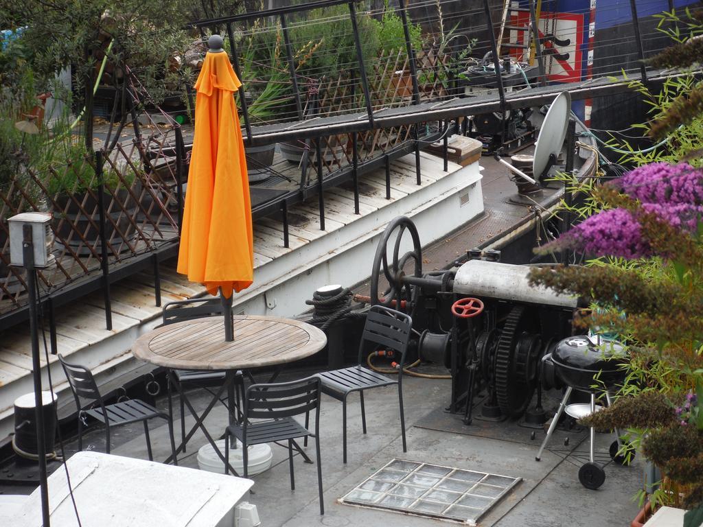 Bateau-hôtel Péniche - Le Nénuphar Paris