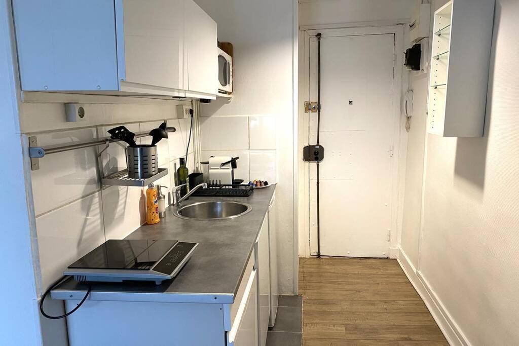 Apartamento Large, Hyper Central Studio. Historical Paris