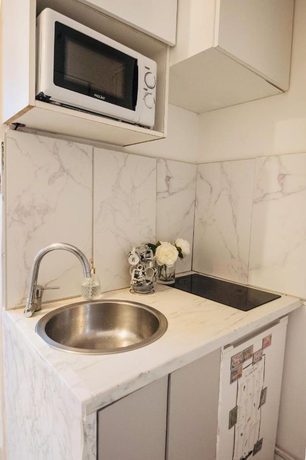Fully Equipped In The Heart Of - Area Champs Elysees *
