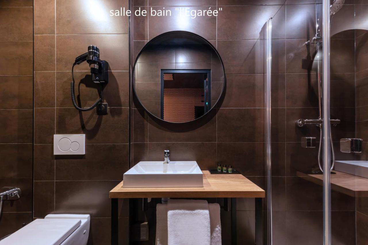 Avec Nuit Insolite Au Dandy Et Jacuzzi Privatise (adults Only) * Paris