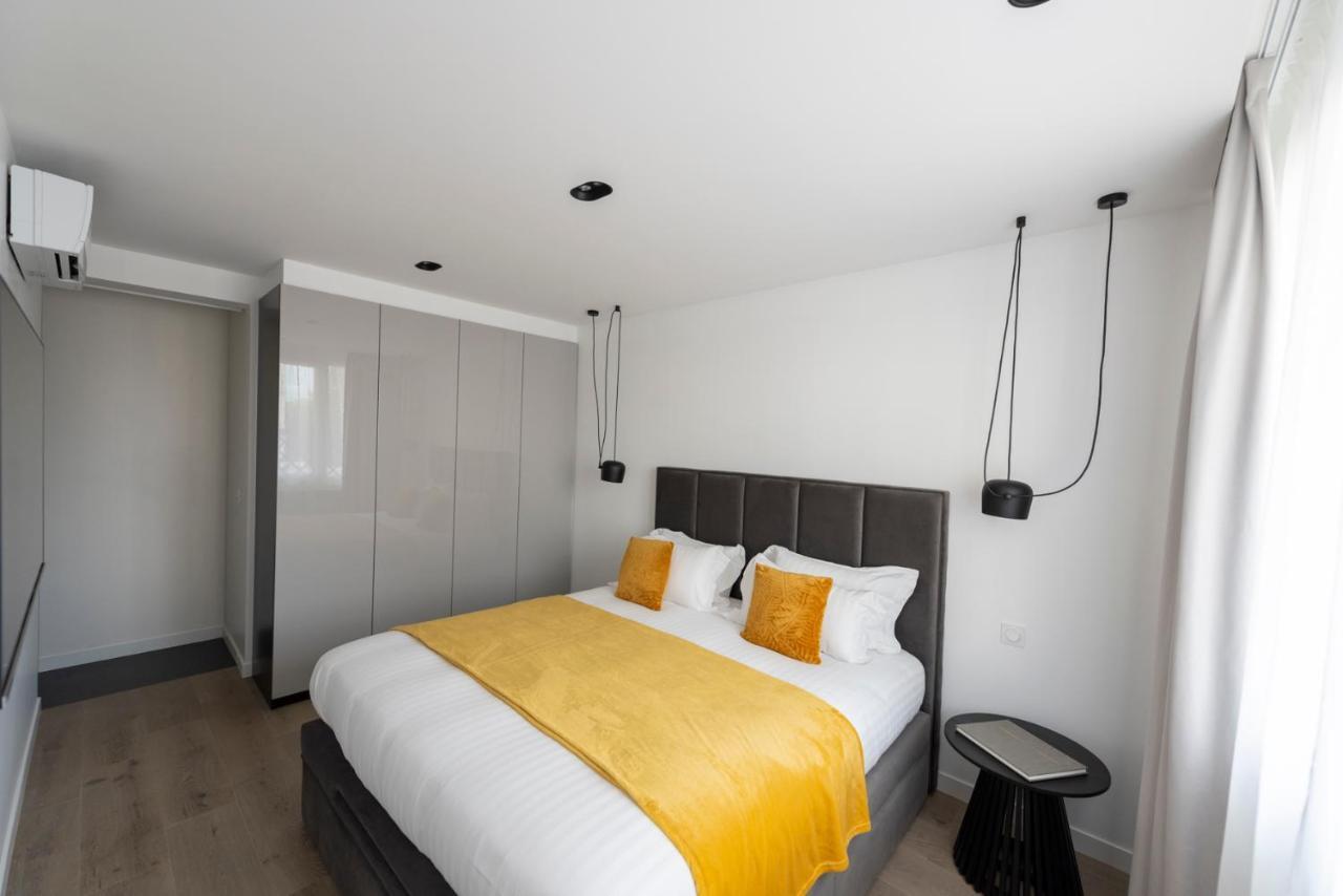 Atelier Apartment *